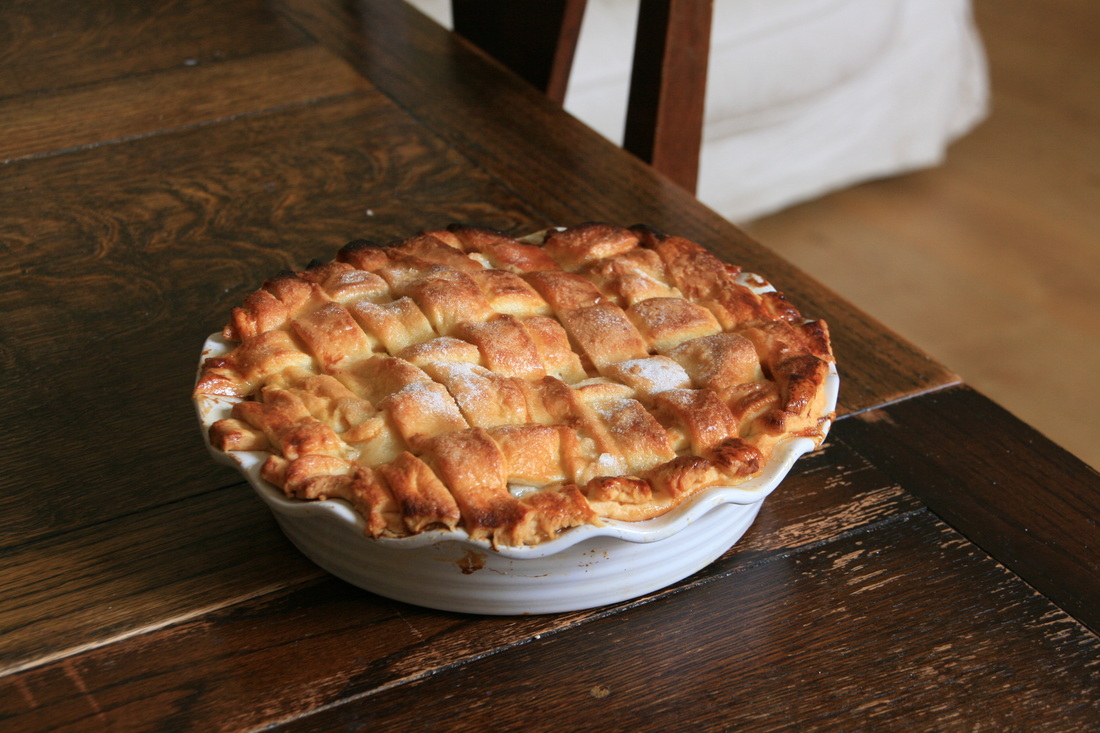 Sophie's Salted Caramel and Apple Pie (and How To Lattice A Pie) 