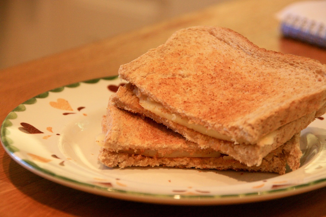 Hot'n'cold cheese sandwich