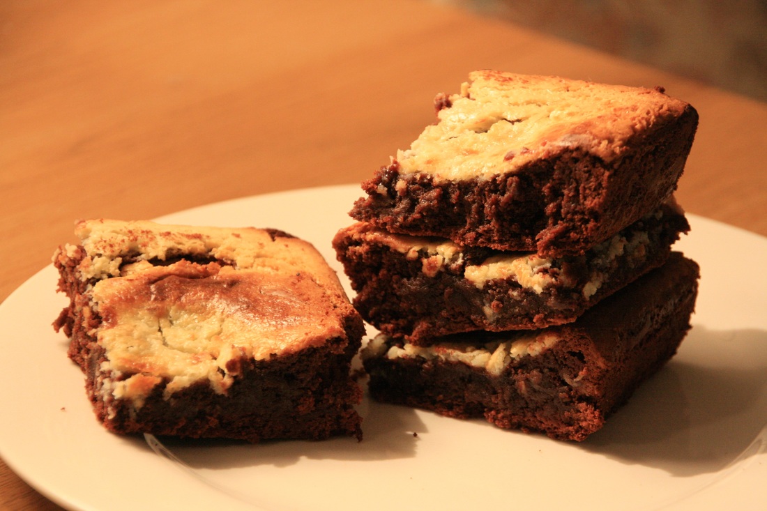 Super Easy Better-Than-Buzzfeed Cheesecake Brownies
